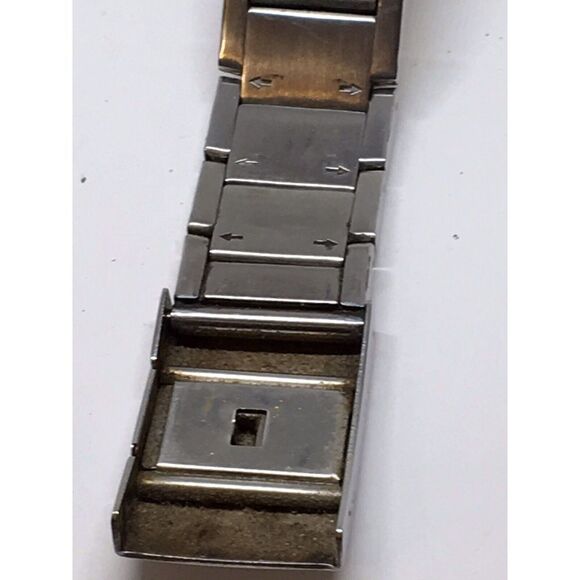 Authentic Fossil Watch Band Bracelet Links Case Use For Parts Used 20mm V789 - Picture 9 of 9